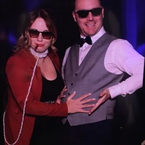 Meet your Posher, Hilary